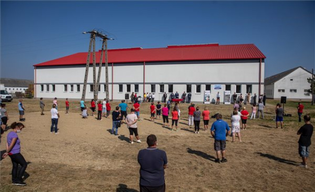 Letették a Mamutec Hungary Kft. új csarnokának alapkövét