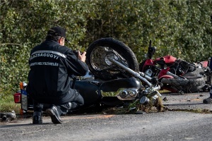 Meghalt két motoros Dusnok közelében