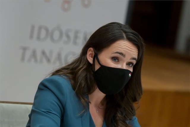 Novák Katalin sajtótájékoztatója