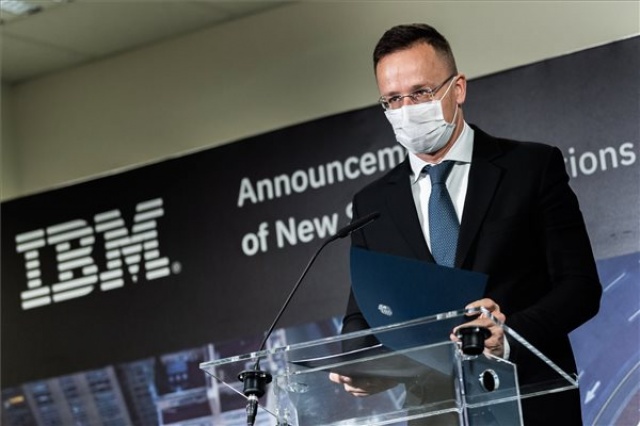 Az IBM 3,5 milliárd forintból, 1 milliárd forintos állami támogatással fejleszti a székesfehérvári informatikai központját