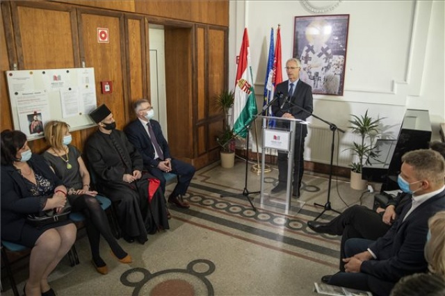 Folytatódnak a fejlesztések a szegedi szerb nemzetiségi oktatási intézményekben