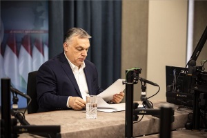 Miniszterelnöki interjú a Kossuth Rádióban
