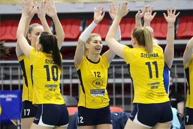 Női röplabda MK - Bronzmérkőzés - UTE - 1.MCM-Diamant Kaposvár