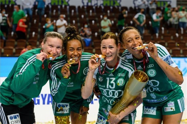 Kézilabda - Női Magyar Kupa - DVSC Schaeffler - Győri Audi ETO KC 