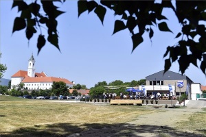 Új evezősközpontot adtak át Vácon
