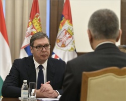 Kövér Lászlót fogadta Aleksandar Vucic szerb államfő Belgrádban