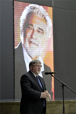Plácido Domingo Győrben ad koncertet az egészségügyi dolgozók tiszteletére