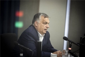 Miniszterelnöki interjú a Kossuth rádióban