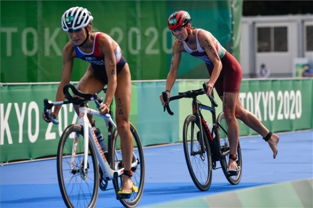 Tokió 2020 - A 11. helyen zártak a magyarok a triatlon vegyesváltók versenyében
