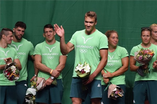Tokió 2020 - A magyar olimpiai csapat ünnepélyes fogadása Budapesten