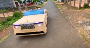 Rolls Royce Boat Tail replika