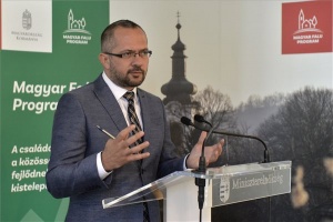 Magyar Falu Program - Gyopáros Alpár az idei évet értékelő sajtótájékoztatója 