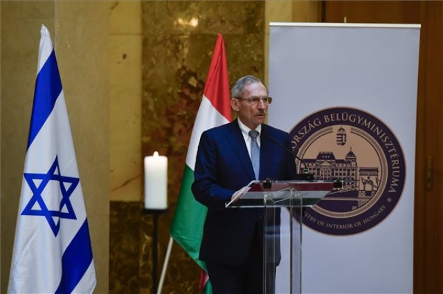 Világ Igaza kitüntetést és Bátorságért érdemjelet adtak át Budapesten