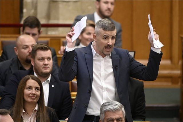 Az Országgyűlés plenáris ülése