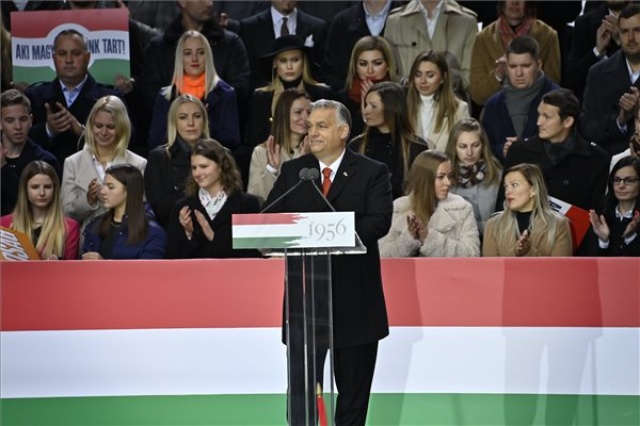 Október 23. - Megemlékezés az Erzsébet téren - Orbán Viktor miniszterelnök ünnepi beszéde