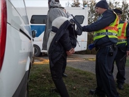 Illegális bevándorlás - Brazil embercsempészt vettek őrizetbe Kiskunmajsán