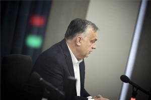 Miniszterelnöki interjú a Kossuth Rádióban