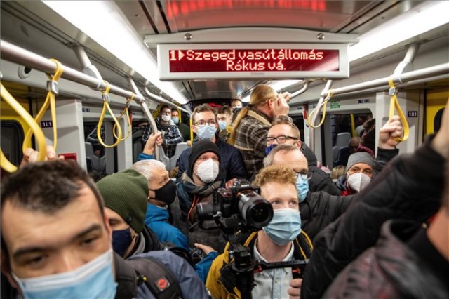 Elindult az utasokat szállító tram-train Hódmezővásárhely és Szeged között