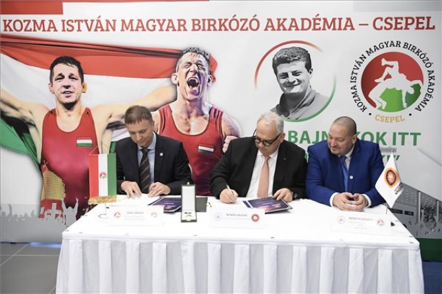 Magyar állami kitüntetést kapott Nenad Lalovic birkózóelnök