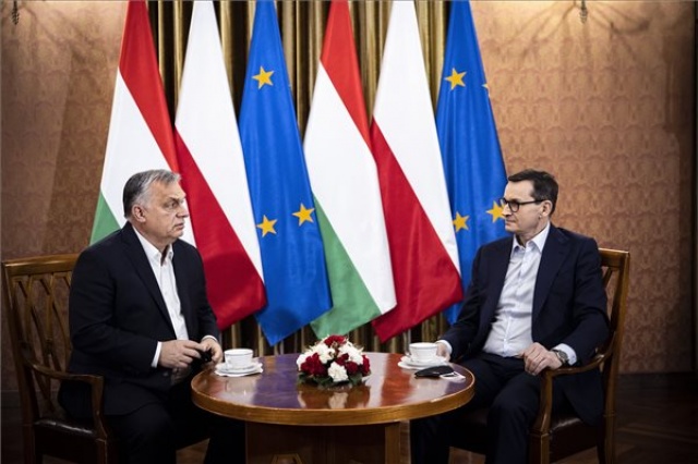Orbán Viktor Varsóban