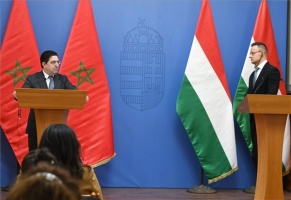 Szijjártó Péter a marokkói külügyminiszterrel tárgyalt