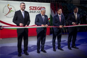 Átadták a Pick Arénát, Szeged új multifunkciós sportcsarnokát