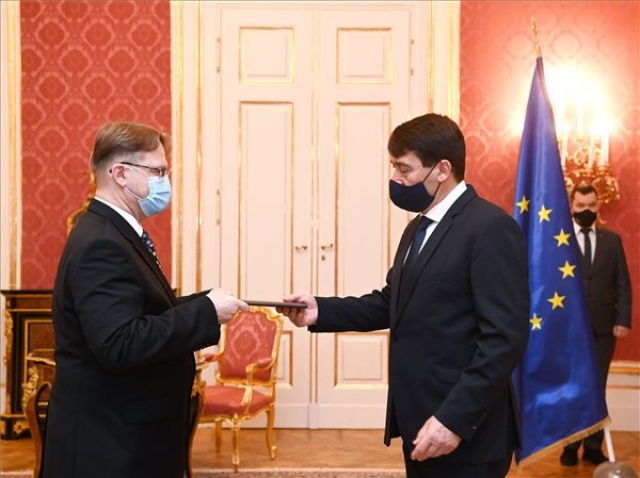 Répássy Róbertet az Igazságügyi Minisztérium államtitkárává nevezte ki Áder János