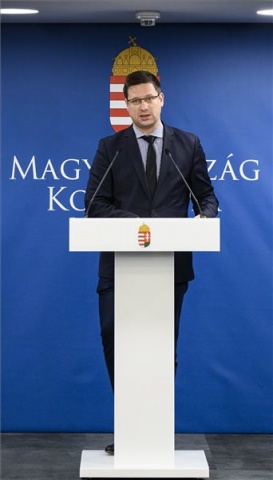 Gulyás: az Ab megerősítette a magyar migrációs politikát