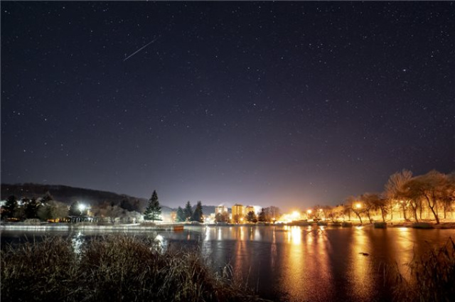 A Geminidák meteorraj Salgótarján felett 