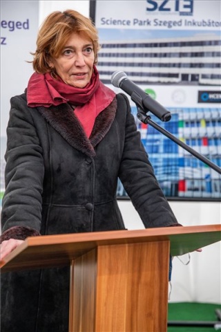 Átadták az SZTE inkubátorházát