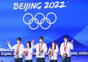Peking 2022 - Bronzérmes a rövidpályás gyorskorcsolya vegyes váltó