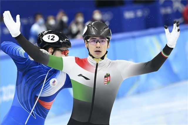 Peking 2022 - Gyorskorcsolya - Liu Shaoang olimpiai bajnok 500 méteren 