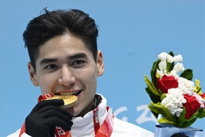 Peking 2022 - Gyorskorcsolya - Liu Shaoang olimpiai bajnok 500 méteren