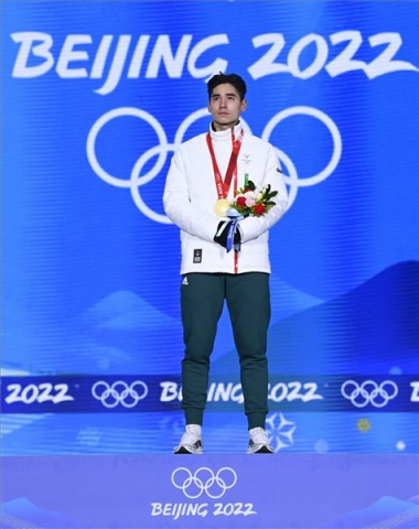Peking 2022 - Gyorskorcsolya - Liu Shaoang olimpiai bajnok 500 méteren