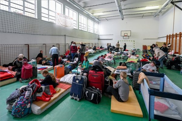 Ukrajnai háború - Ukrajnából érkezett menekültek egy tiszabecsi szálláshelyen 