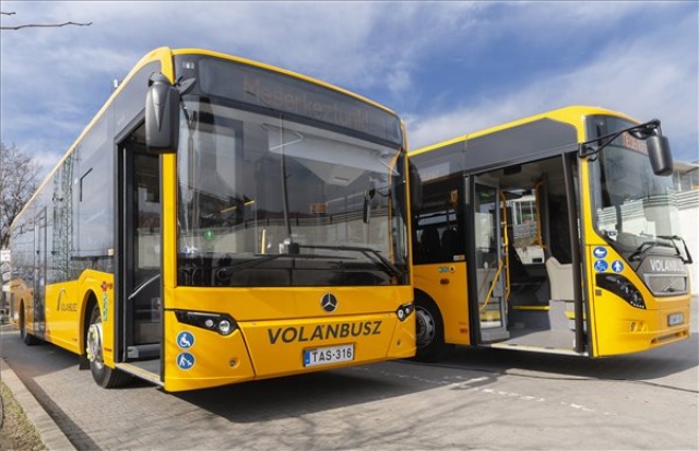 A Volánbusz 21 új járművet állít forgalomba Komárom-Esztergom megyében