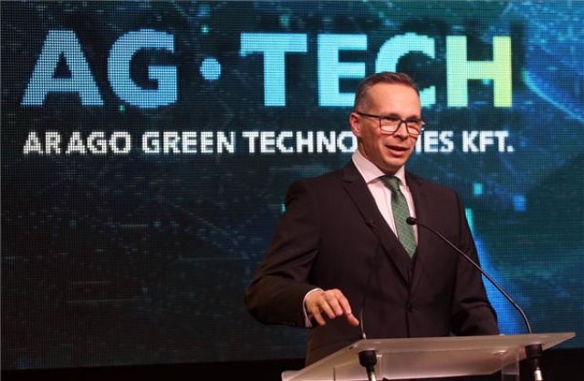 Átadták az Arago Green Technologies Kft. autóalkatrész gyárát a borsodi Sajókeresztúron