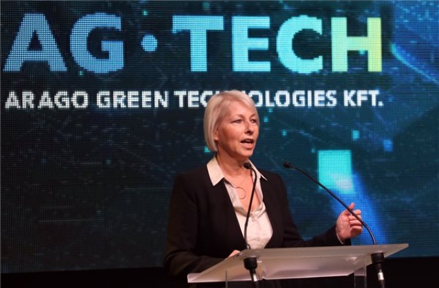 Átadták az Arago Green Technologies Kft. autóalkatrész gyárát a borsodi Sajókeresztúron