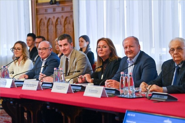 Választás 2022 - Az Országgyűlés alakuló ülését előkészítő tárgyalás