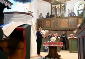 Novák Katalin Erdélyben - Magyarlapád