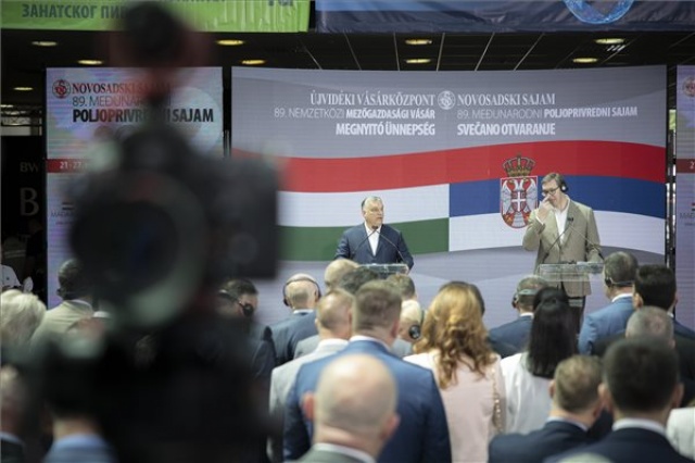 Orbán Viktor Szerbiában