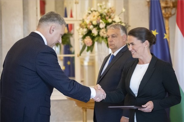 Megalakult az ötödik Orbán-kormány