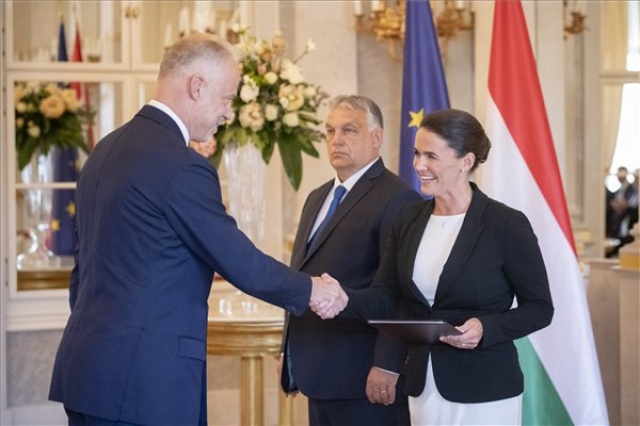 Megalakult az ötödik Orbán-kormány