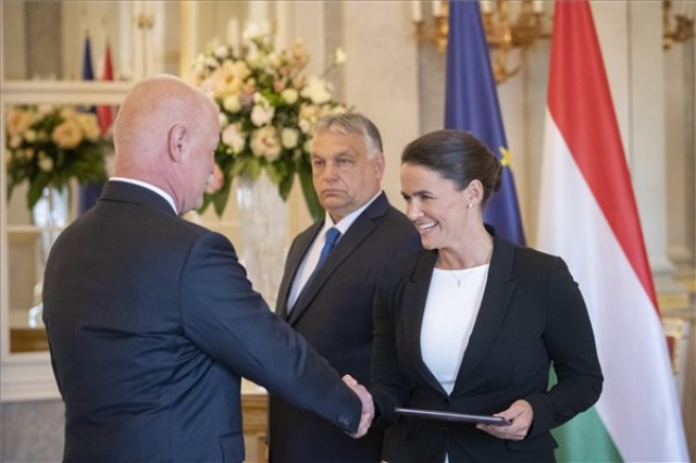 Megalakult az ötödik Orbán-kormány