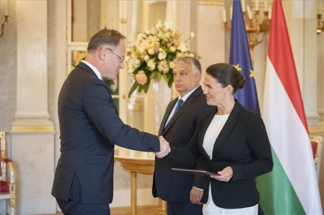 Megalakult az ötödik Orbán-kormány