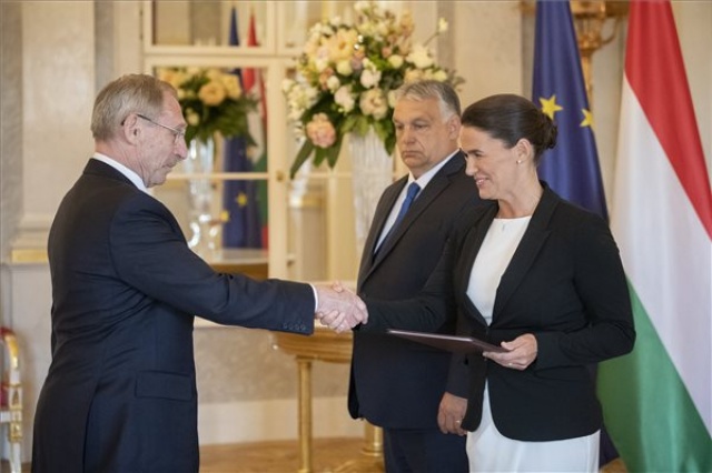 Megalakult az ötödik Orbán-kormány