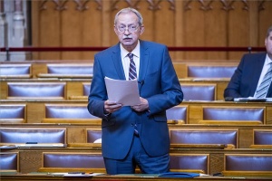 Az Országgyűlés rendkívüli plenáris ülése