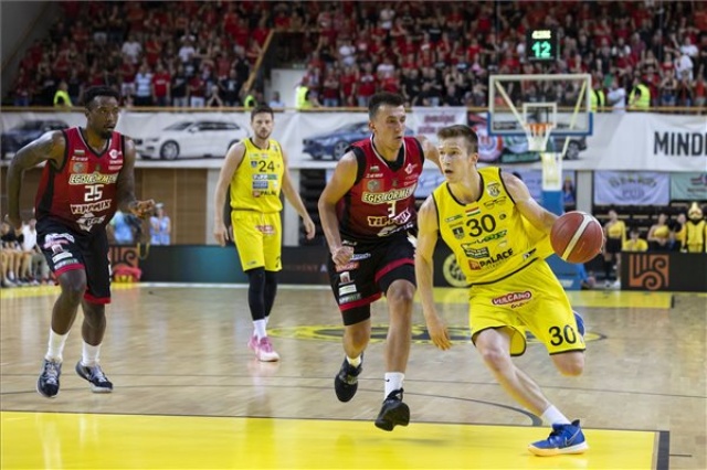 Férfi kosárlabda NB I - Negyedszer bajnok a Szombathely