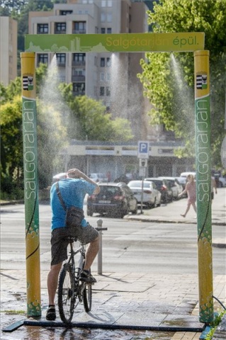 Hőség - Megdőltek a napi melegrekordok
