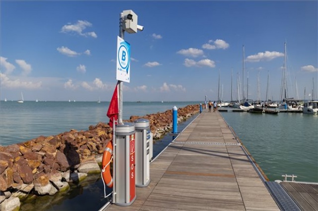 Megnyílt a Balaton legújabb kikötője, a Kékszalag Port Balatonfüreden